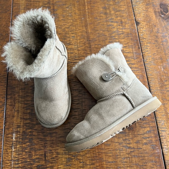 UGG Other - Ugg ankle boots